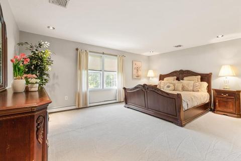 17 Melendy Dr, Reading, MA 01867 photo 26