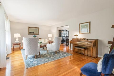 17 Melendy Dr, Reading, MA 01867 photo 16