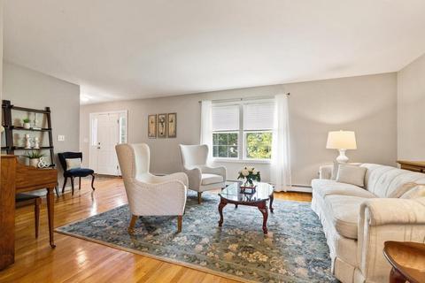17 Melendy Dr, Reading, MA 01867 photo 14
