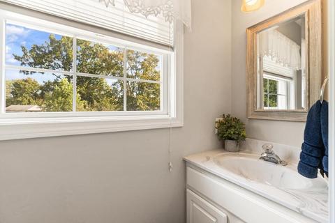 17 Melendy Dr, Reading, MA 01867 photo 27