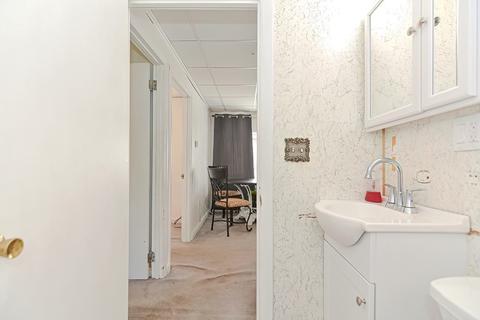 31 Markham Cir, Ayer, MA 01432 photo 22