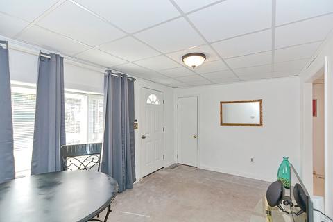 31 Markham Cir, Ayer, MA 01432 photo 10