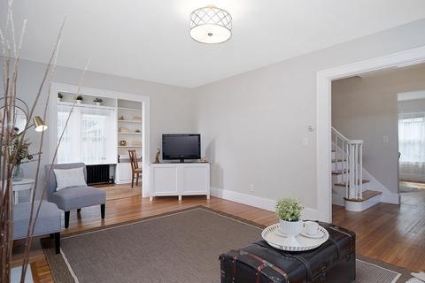 99 Wayne St, Springfield, MA 01118 photo 7