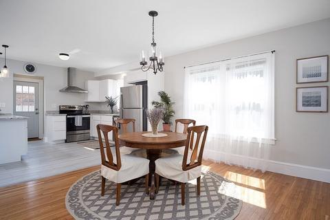 99 Wayne St, Springfield, MA 01118 photo 11
