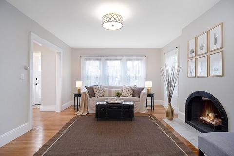 99 Wayne St, Springfield, MA 01118 photo 6
