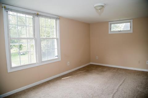 42 Elm Ave, Longmeadow, MA 01106 photo 17