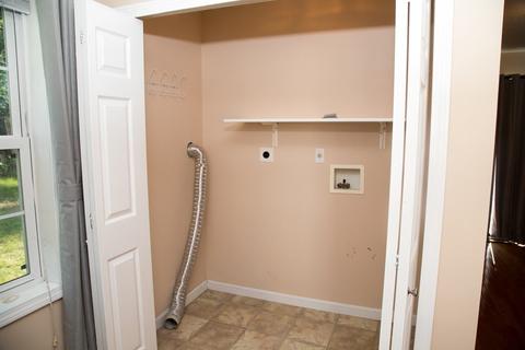 42 Elm Ave, Longmeadow, MA 01106 photo 9