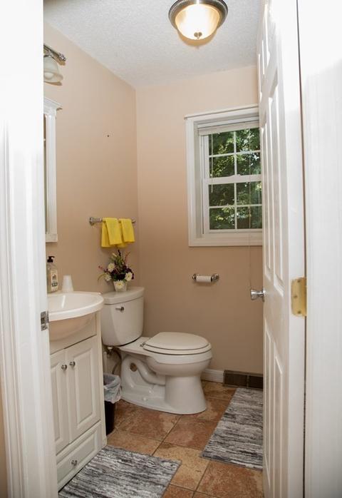 42 Elm Ave, Longmeadow, MA 01106 photo 10