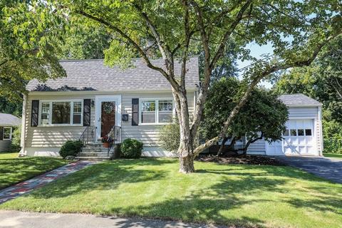 36 Hancock Rd, Wakefield, MA 01880 photo 1