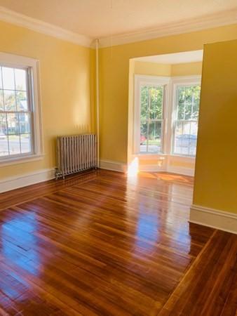 78 Oak St, Springfield, MA 01151 photo 13