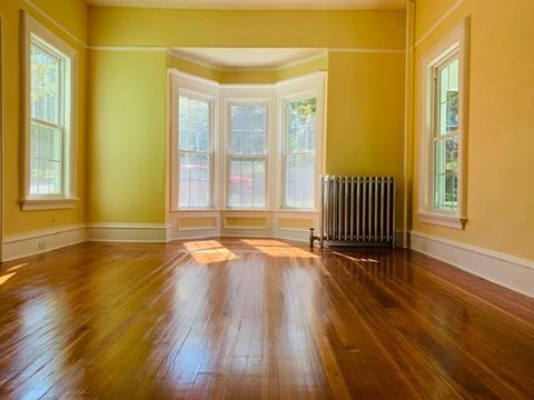 78 Oak St, Springfield, MA 01151 photo 8