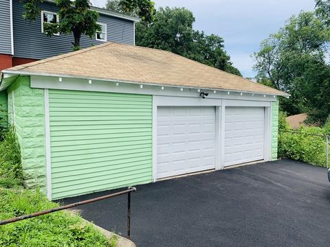 78 Oak St, Springfield, MA 01151 photo 3