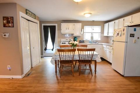99 Linden St, Barnstable, MA 02601 photo 3