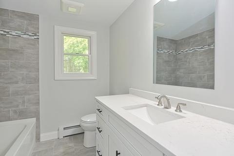 31 Clarkson Dr, Walpole, MA 02081 photo 13