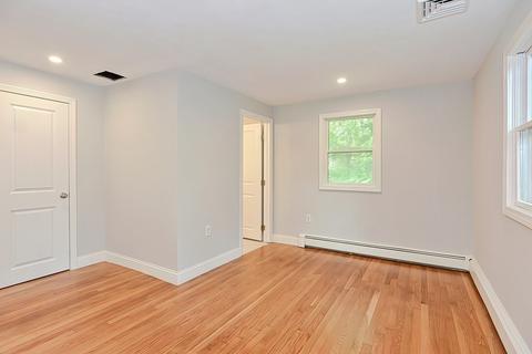 31 Clarkson Dr, Walpole, MA 02081 photo 16