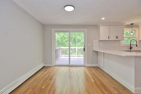 31 Clarkson Dr, Walpole, MA 02081 photo 8