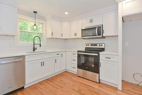 31 Clarkson Dr, Walpole, MA 02081 photo 6