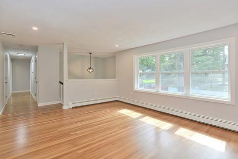 31 Clarkson Dr, Walpole, MA 02081 photo 11
