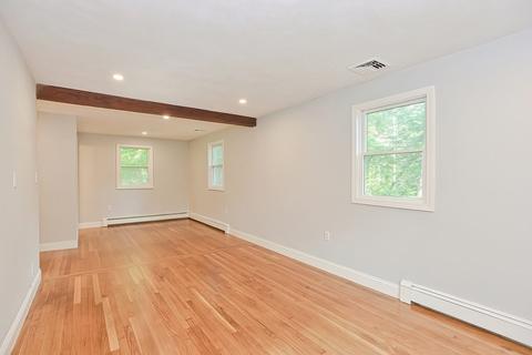 31 Clarkson Dr, Walpole, MA 02081 photo 15