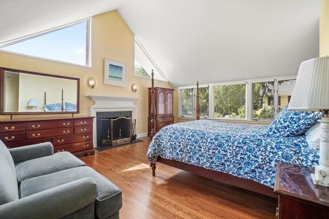 57 Chestnut St, Dedham, MA 02026 photo 24