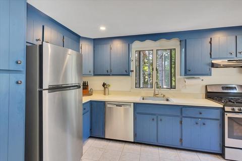 202 Algonquin Ave, Mashpee, MA 02649 photo 6