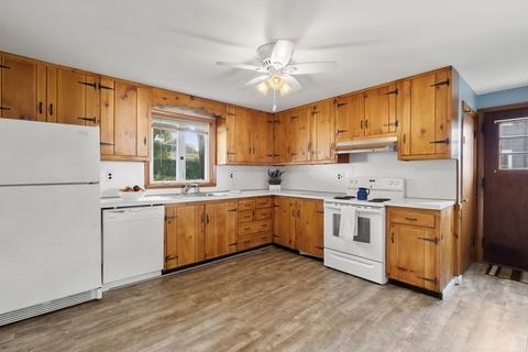 22 Spring Rd, Nahant, MA 01908 photo 4