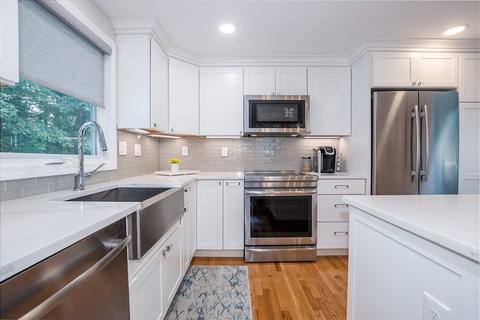 26 Judith Cir, Dedham, MA 02026 photo 13