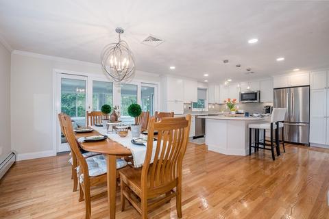 26 Judith Cir, Dedham, MA 02026 photo 9