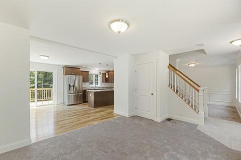 39 High St, Ashburnham, MA 01430 photo 9