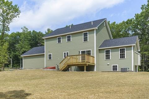 39 High St, Ashburnham, MA 01430 photo 4