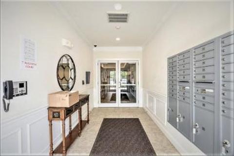 7 Augustus Ct #2005, Reading, MA 01867 photo 16