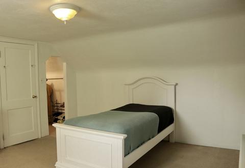 42 Dewey St, Springfield, MA 01109 photo 7