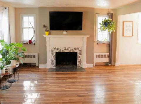 42 Dewey St, Springfield, MA 01109 photo 3