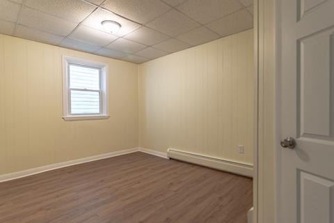 13 Middlesex St, Fall River, MA 02723 photo 17