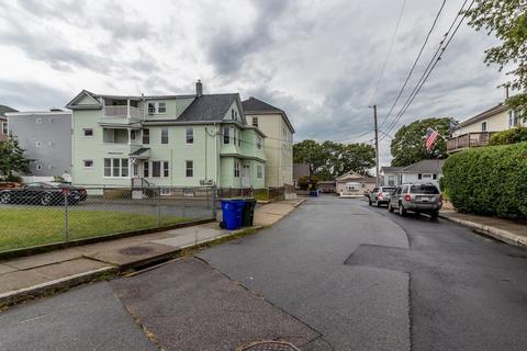 13 Middlesex St, Fall River, MA 02723 photo 8