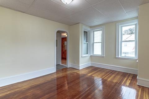 13 Middlesex St, Fall River, MA 02723 photo 28