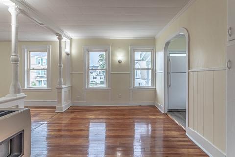 13 Middlesex St, Fall River, MA 02723 photo 25