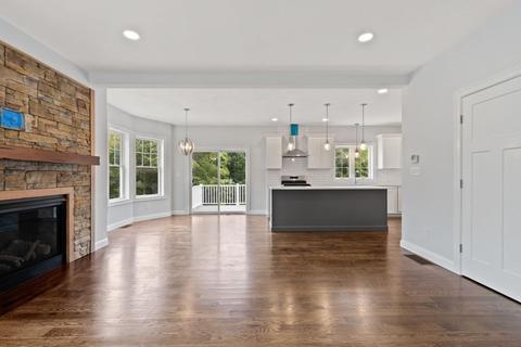 152 Parker St, Maynard, MA 01754 photo 5