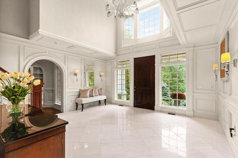 253 Bridle Trail Rd, Needham, MA 02492 photo 4