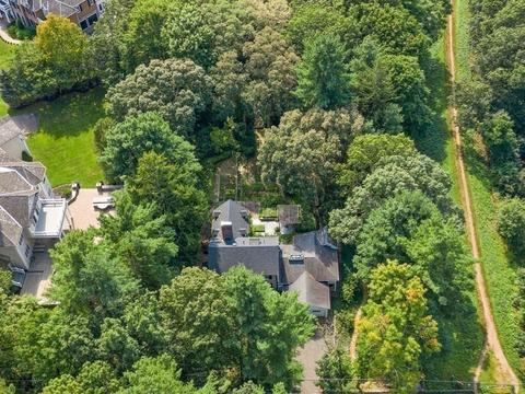 107 Dover Rd, Wellesley, MA 02482 photo 32