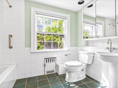107 Dover Rd, Wellesley, MA 02482 photo 20