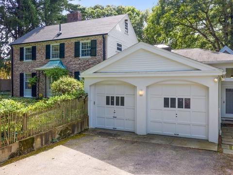 107 Dover Rd, Wellesley, MA 02482 photo 2