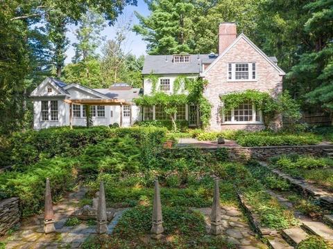 107 Dover Rd, Wellesley, MA 02482 photo 26