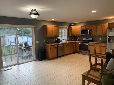 255 Laurel St, Fall River, MA 02724 photo 10