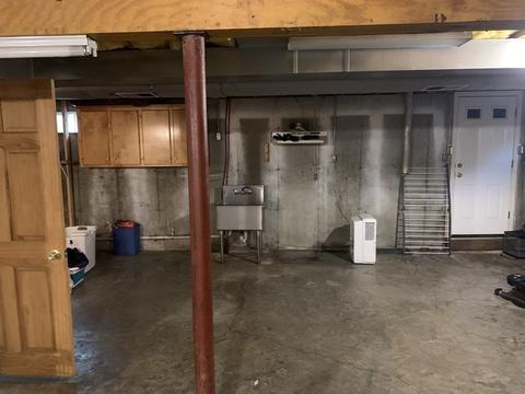 255 Laurel St, Fall River, MA 02724 photo 22