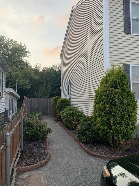 255 Laurel St, Fall River, MA 02724 photo 9