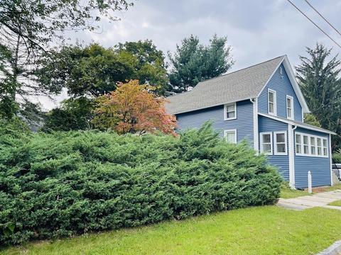 66 Pemaquid St, Springfield, MA 01151 photo 2