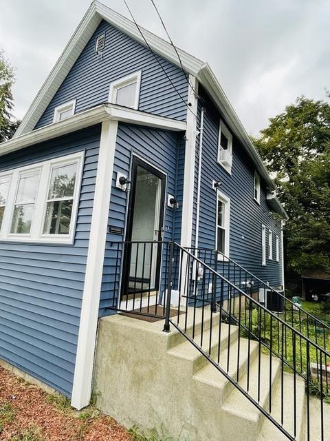 66 Pemaquid St, Springfield, MA 01151 photo 3