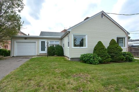 19 Mckinley St, Everett, MA 02149 photo 1