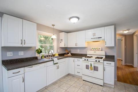 369 Commonwealth Ave, Springfield, MA 01108 photo 10